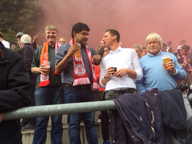 Detlef Rujanski, Adhemar Molzberger, Andreas Müller und Peter Eberlein beim Lokalderby des 1. FC Kaan-Marienborn gegen die Sportfreunde Siegen.