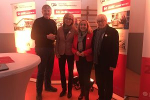 Detlef Rujanski (Vorsitzender der SPD-Fraktion Siegen und AWO-Mitglied), Sibylle Schwarz (SPD-Stadtverordnete und AWO-Mitglied), Luiza Licina-Bode (SPD-MdB) sowie Peter Eberlein (AWO-Ehrenvorsitzender) auf der Lichterwelt im Rahmen der Jubiläumsfeierlichkeiten 60 Jahre Teilhabe vor Ort bei der AWO Siegen-Wittgenstein/Olpe.